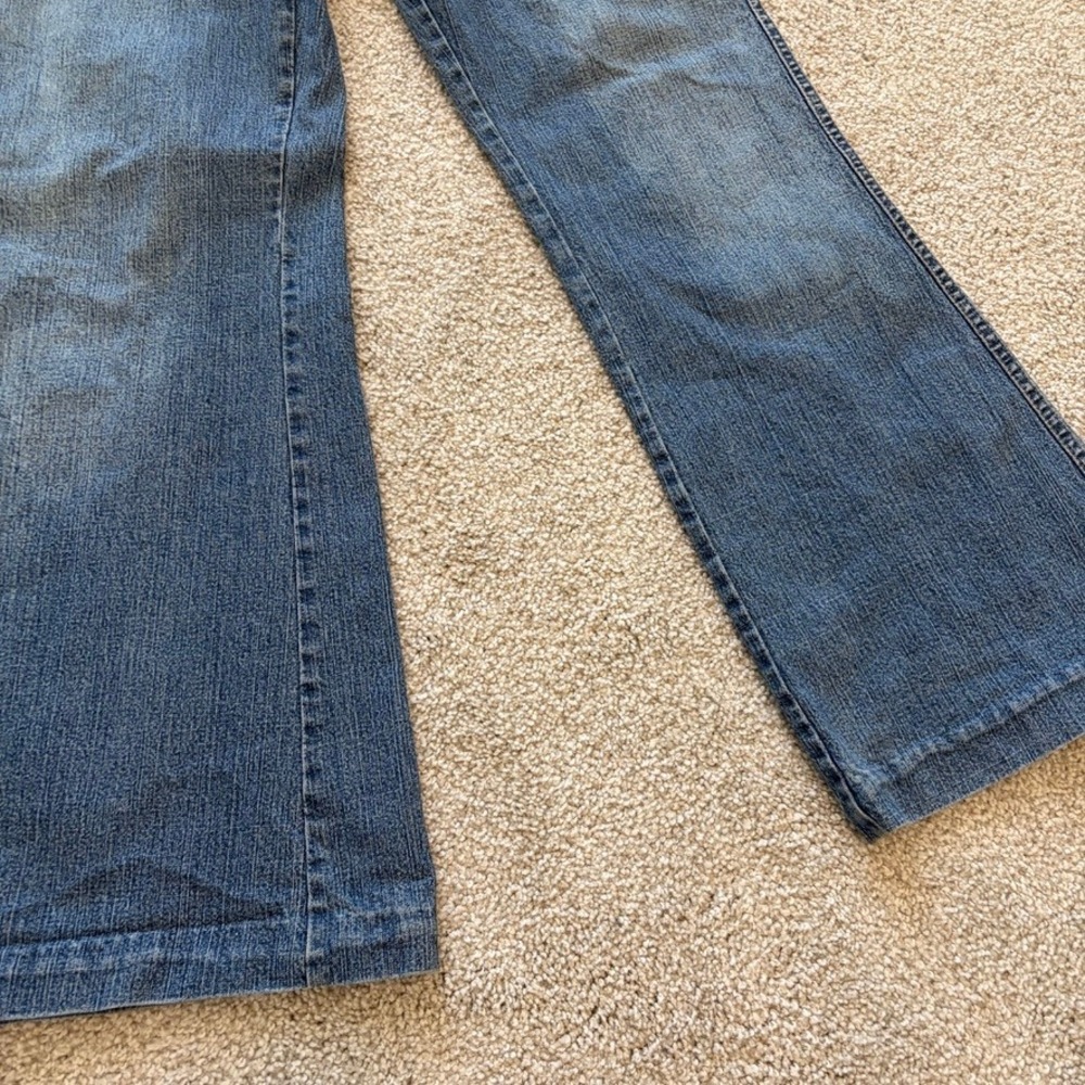 Vintage Jordache Jeans Womens 11/12 Y2K Low Rise Flare Wide Leg Medium Wash - Picture 3 of 13